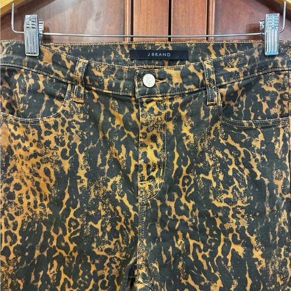 J Brand Alana High Rise Cropped Jeans - Picture 6 of 16